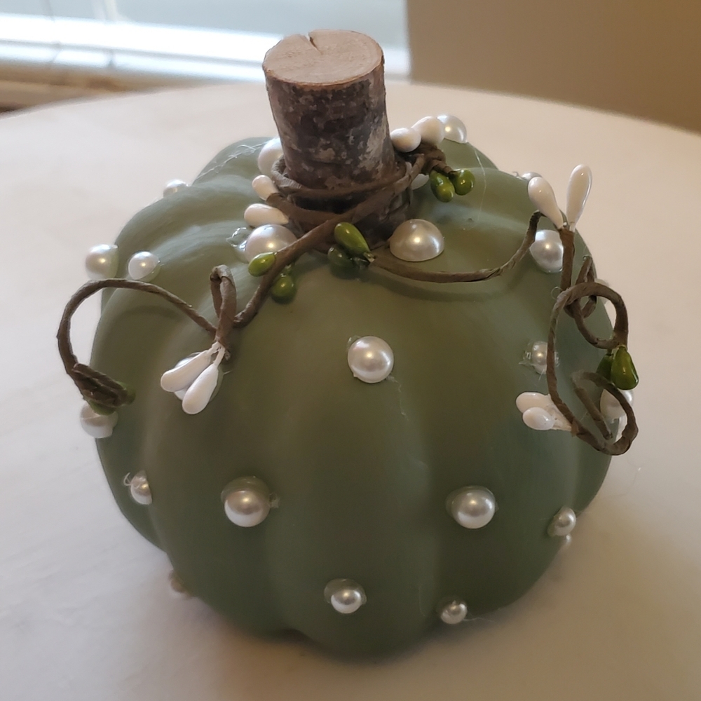 Welcome Fall- Glam Pumpkin